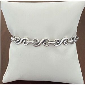 James Avery Retired Scroll Link Bracelet